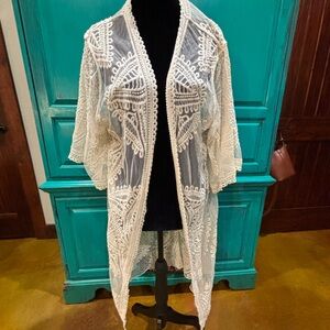 Elegant Lace Kimono Cardigan